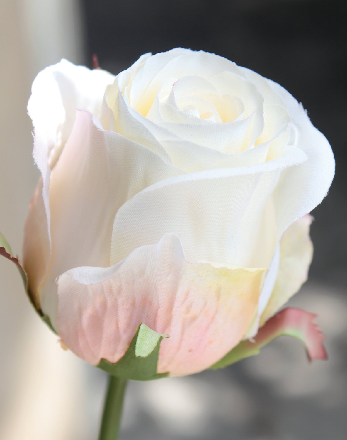 Künstliche Rose, 58 cm, creme-aprikose