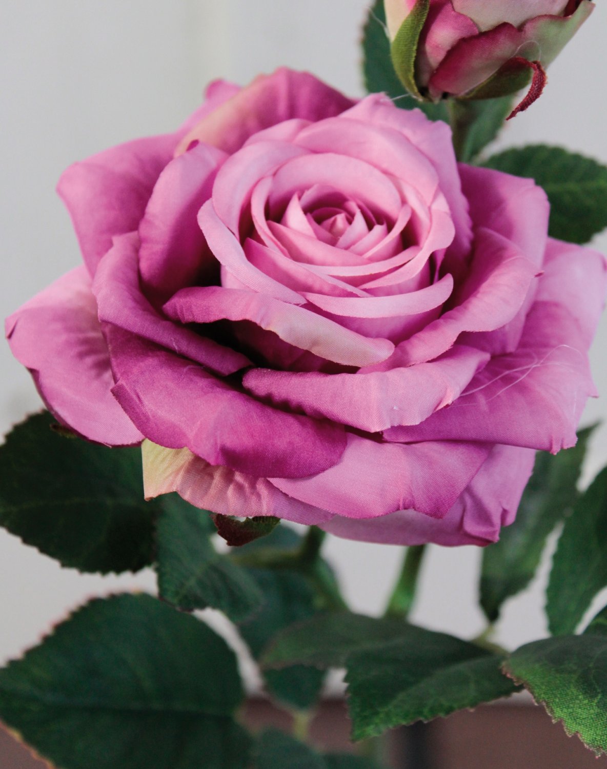 Rosa artificiale, 1 fiore, 1 bocciolo, 37 cm, Real Touch Soft, viola chiaro