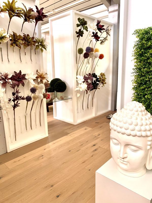 Kuenstliche Blumen im Showroom von H.Andreas Kunstblumen im H.Andreas Showroom entdecken