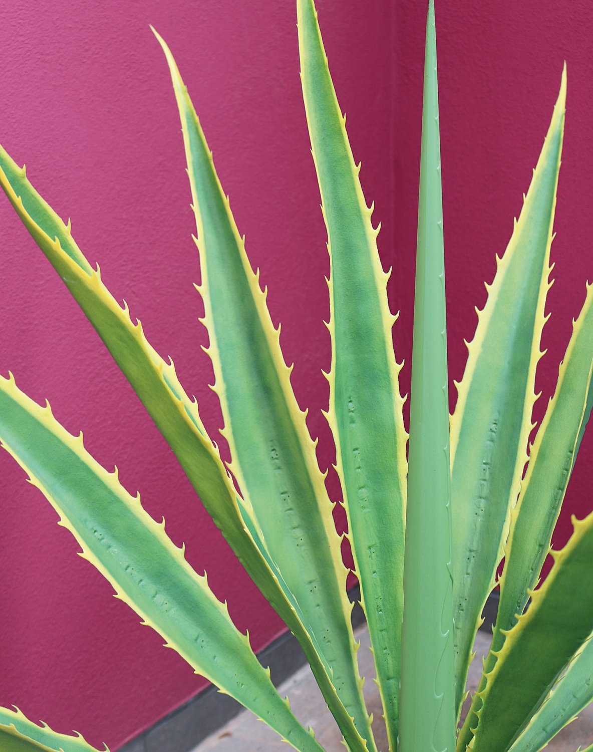 Agave artificiale, in vaso, 14 foglie, 110 cm, verde-giallo