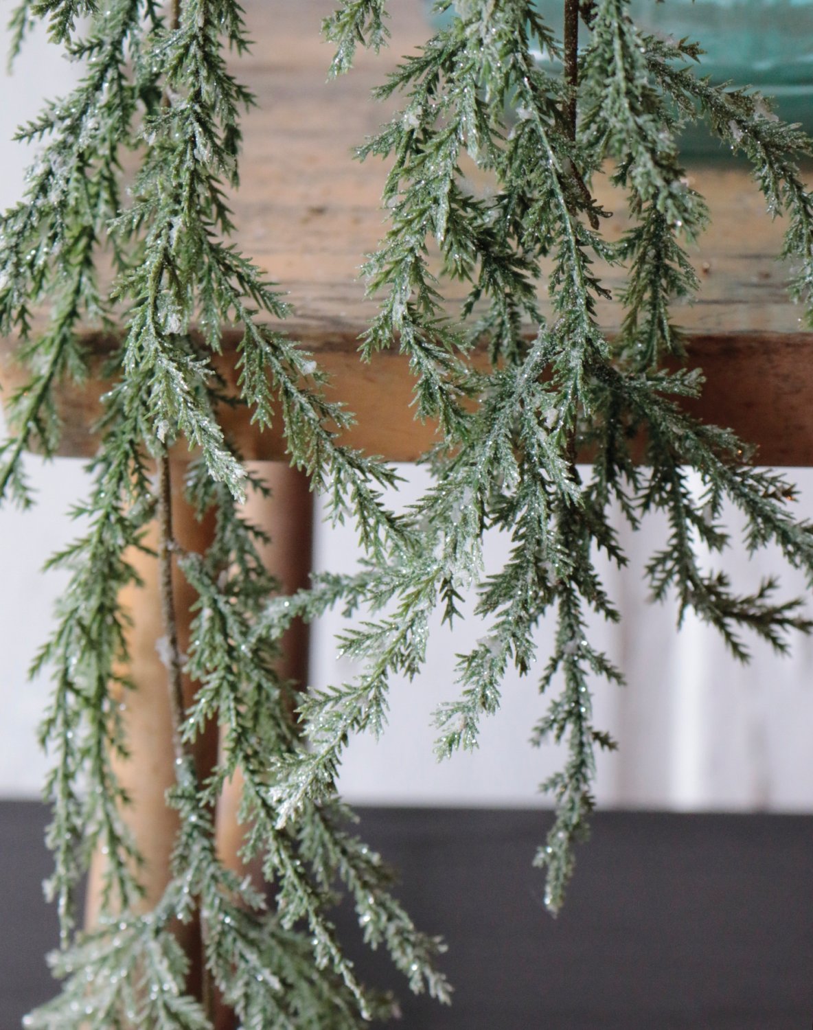 Artificial conifer hanger, frosted, 73 cm, frosted green