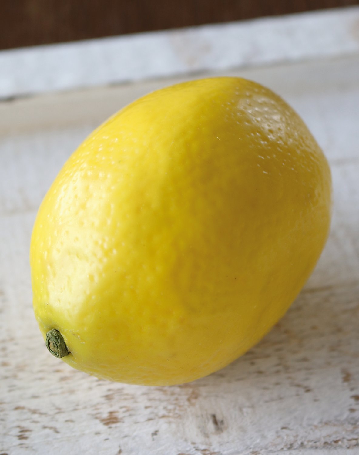 Künstliche Zitrone, 9 x 7 cm, gelb