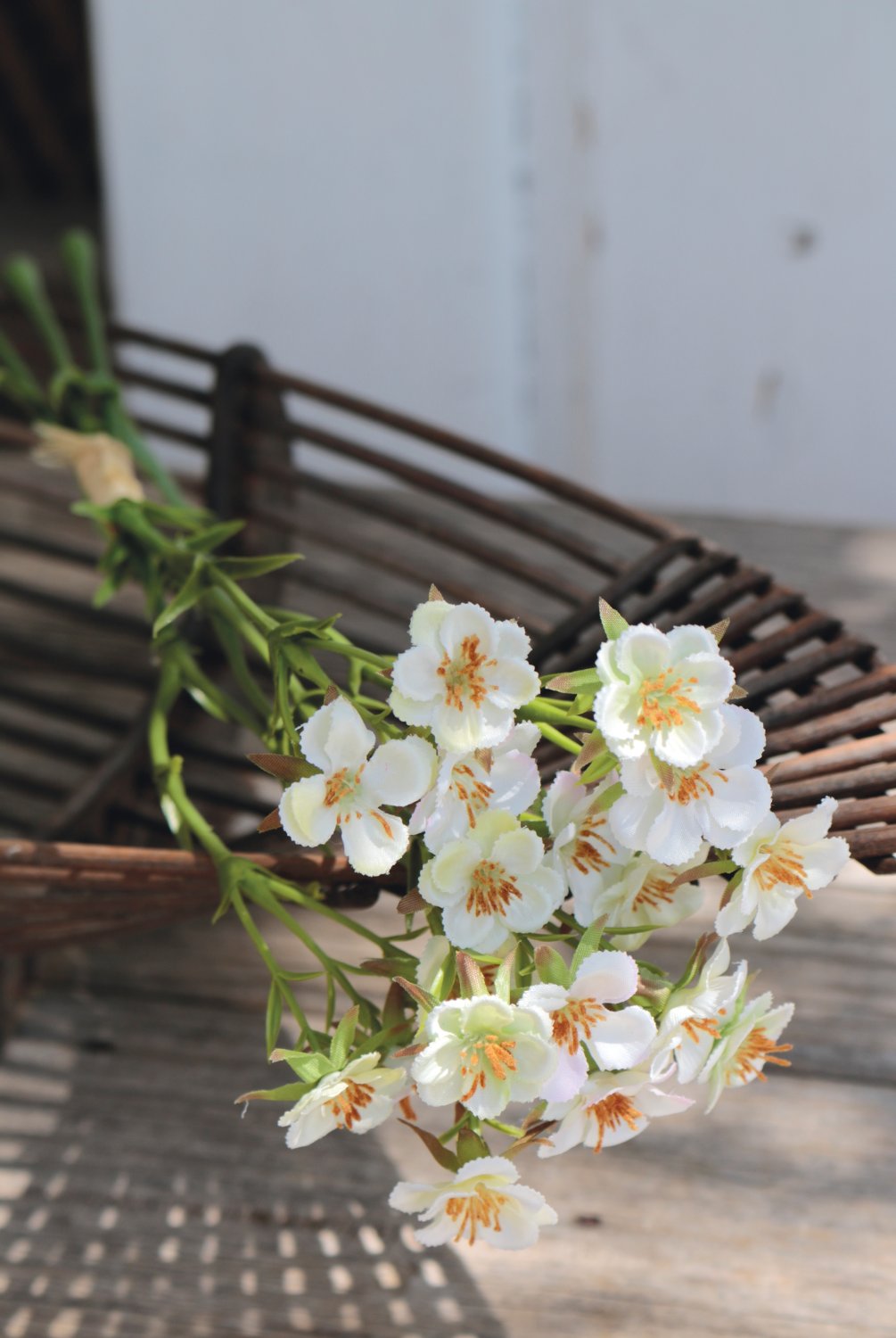 Künstlicher Wachsblumenbund, 3-fach, 32 cm, creme-weiß