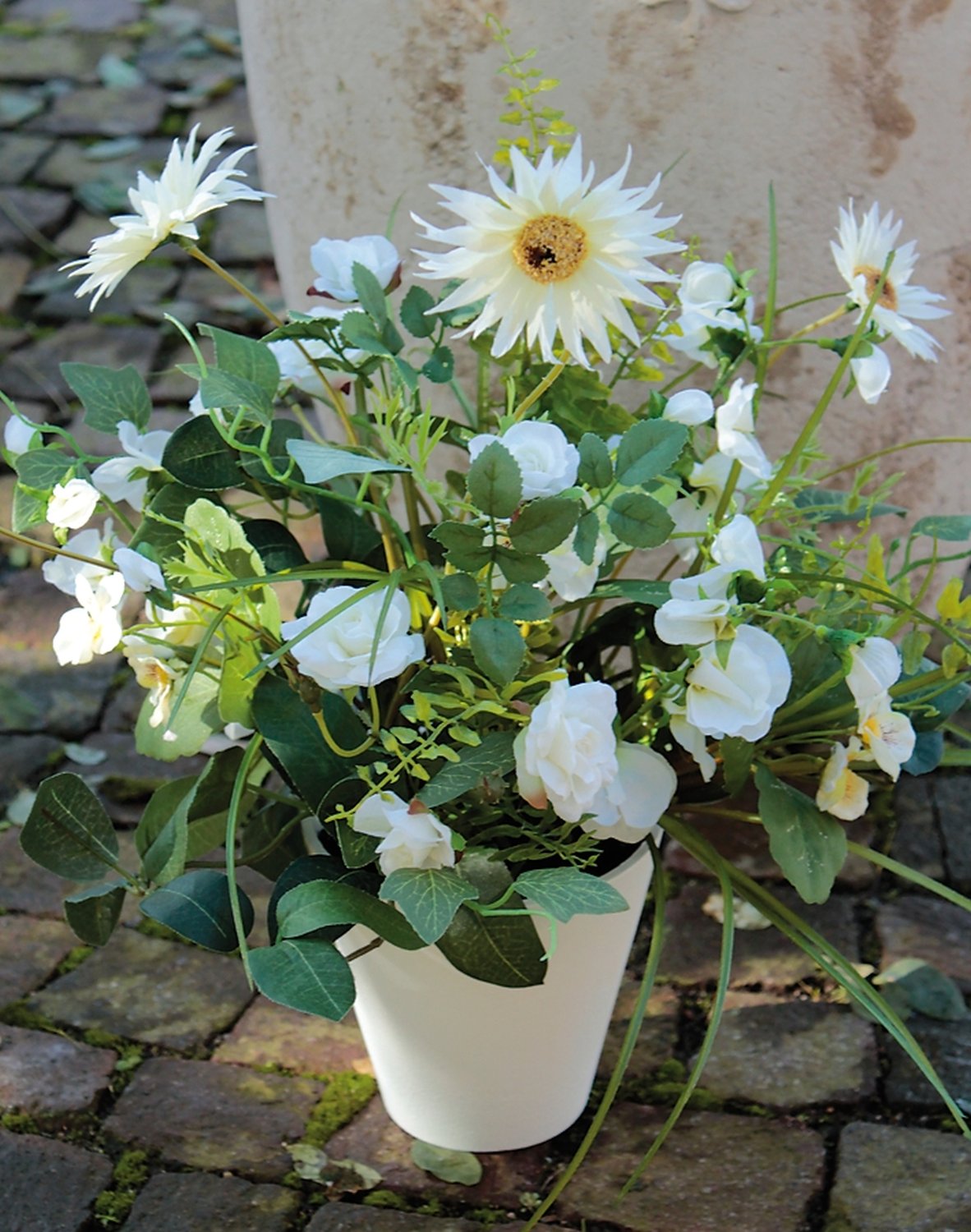 Künstliches Blumenbouquet, getopft, 38 cm, weiß-grün