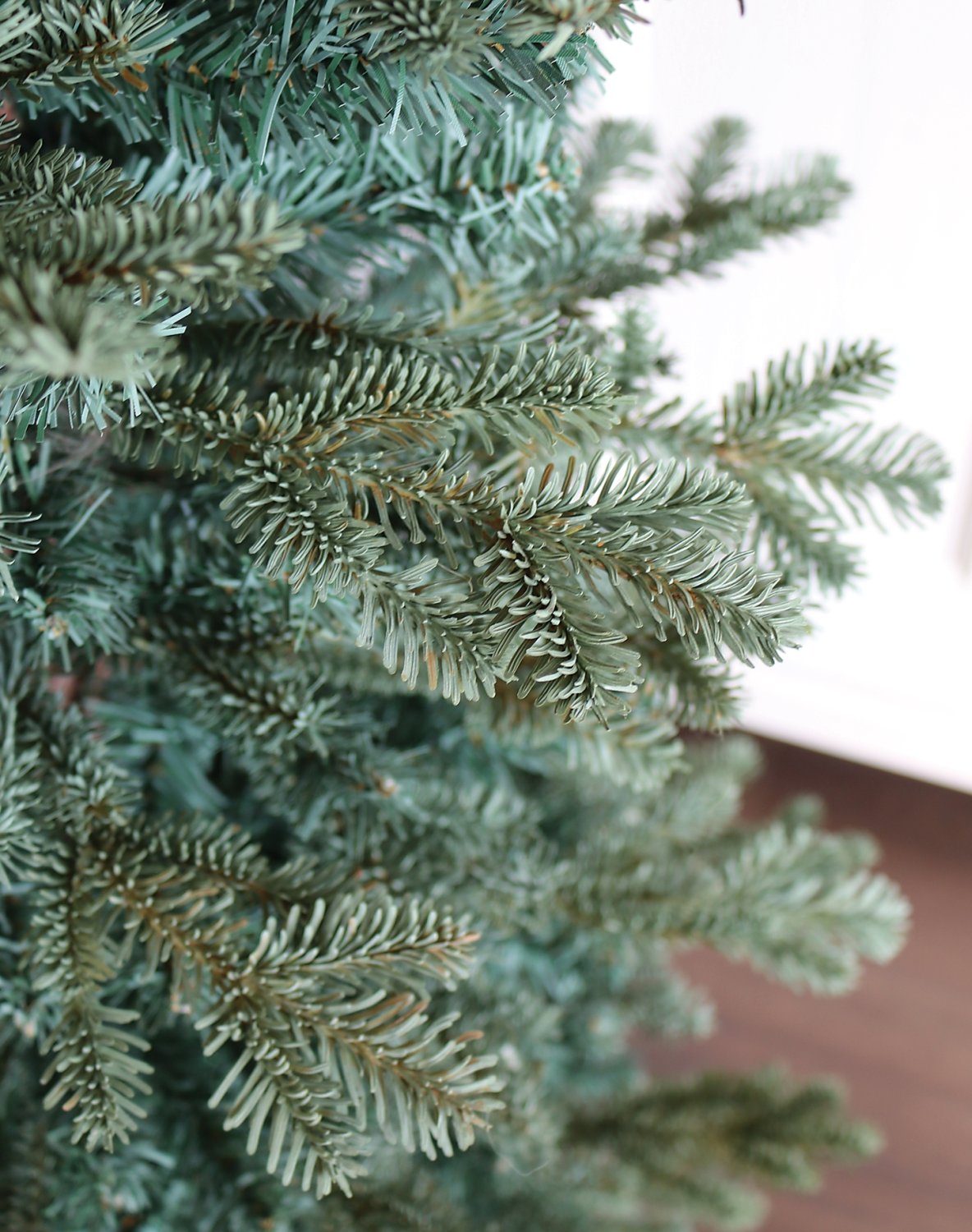 Künstlicher Tannenbaum, schmal, 165 cm, frost-grün