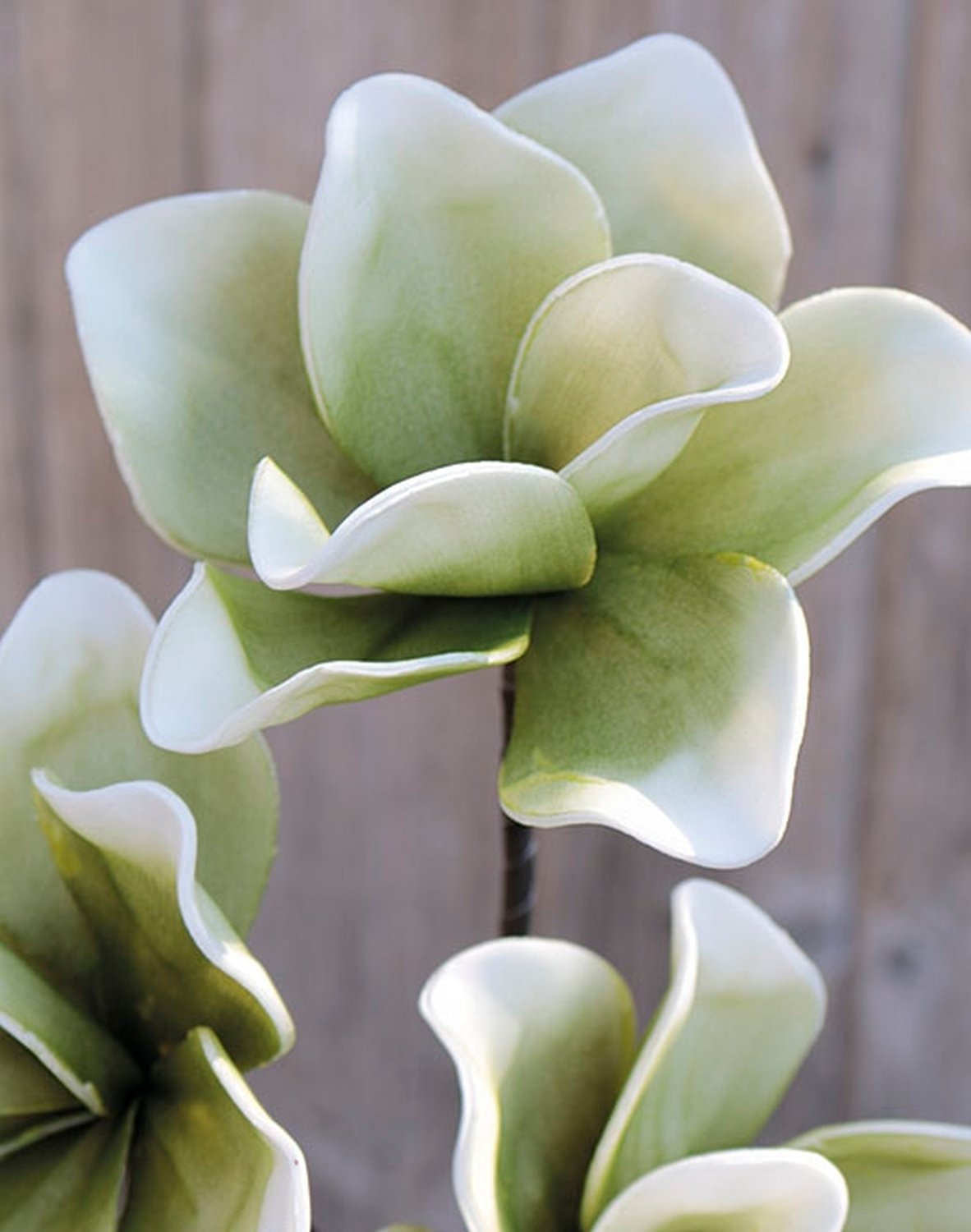 Artificial soft flower 'magnolia', 40 cm, green-white