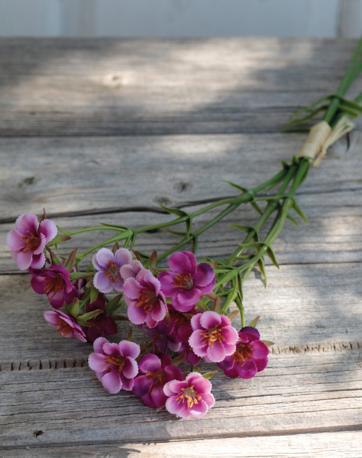 Fake wax plant bunch, 32 cm, light violet-dark violet