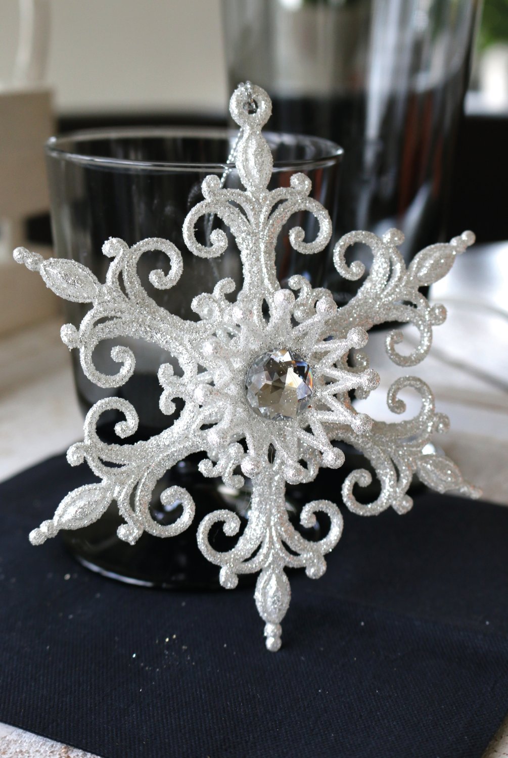 Deko Ornament, Acryl, Ø 14 cm, frost-weiß