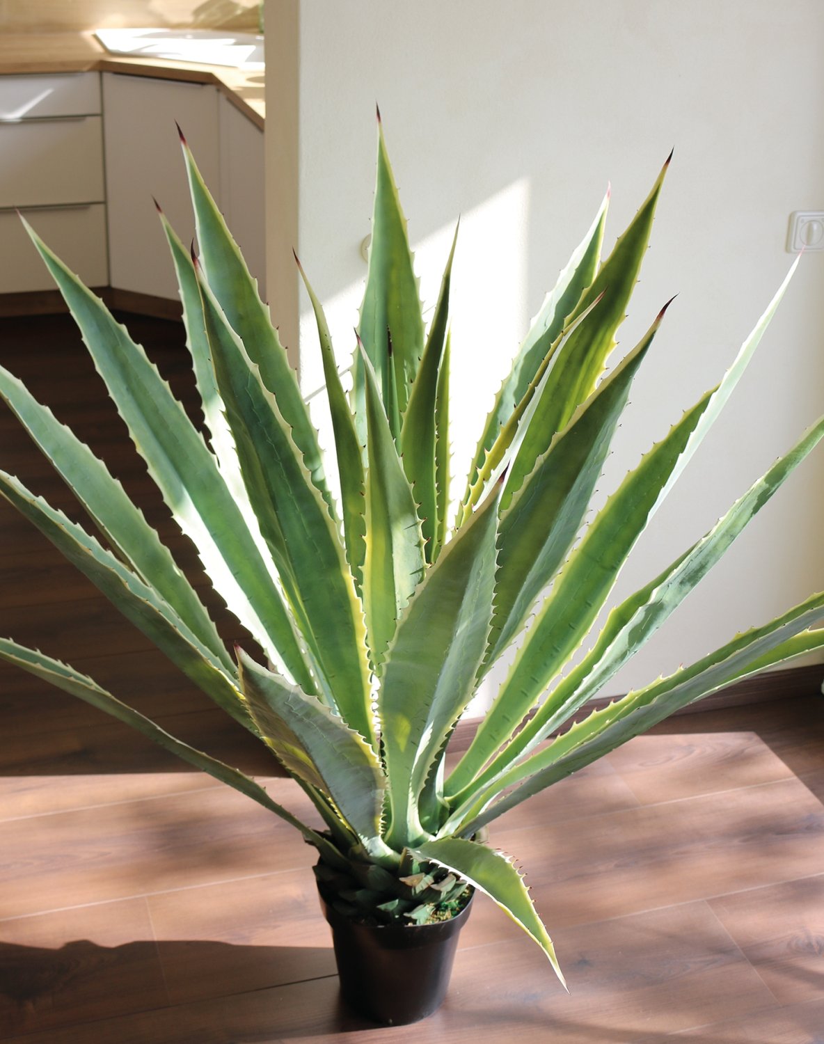 Künstliche Agave, getopft, 21 Blätter, 120 cm, grün-weiß