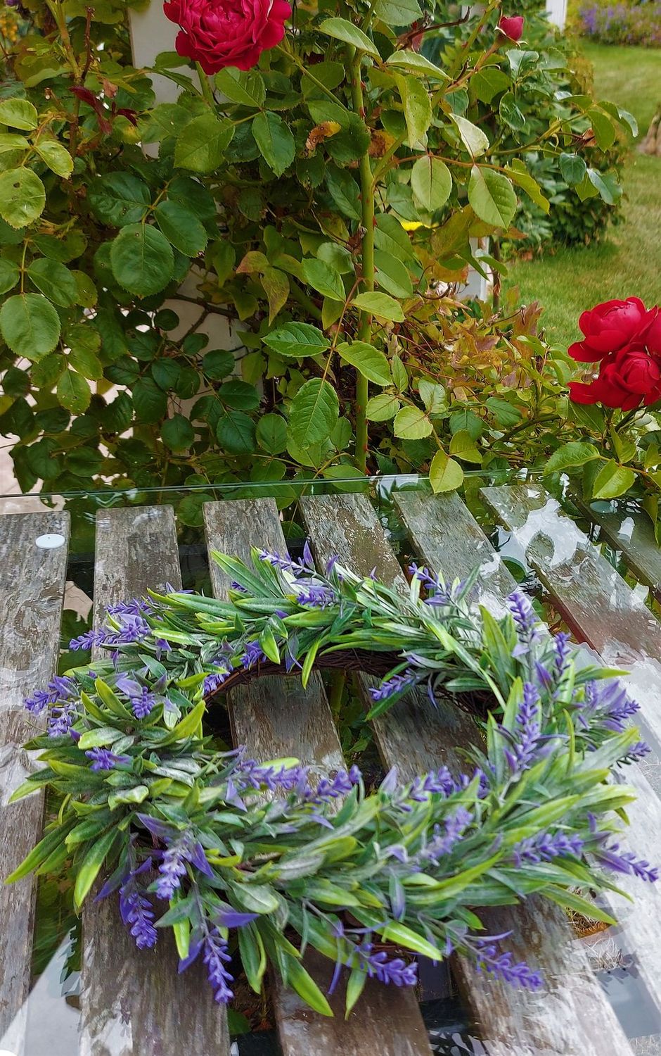 Fake lavender wreath, Ø 32 cm, dark purple