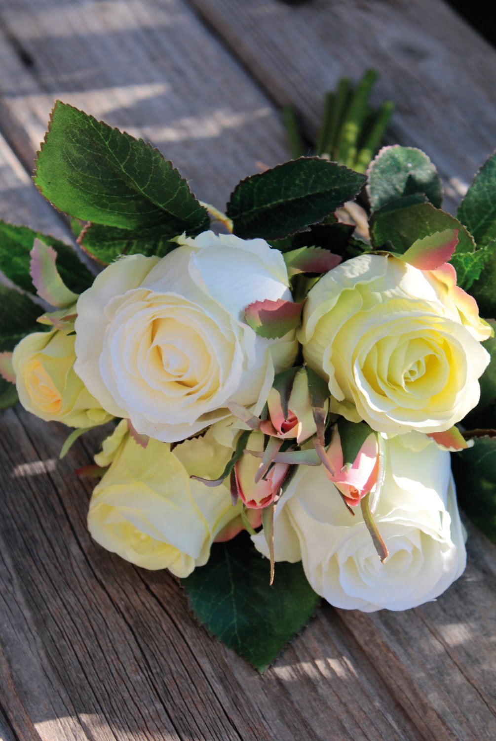 Mazzo di rose artificiali, 7 fiori, 28 cm, crema-verde