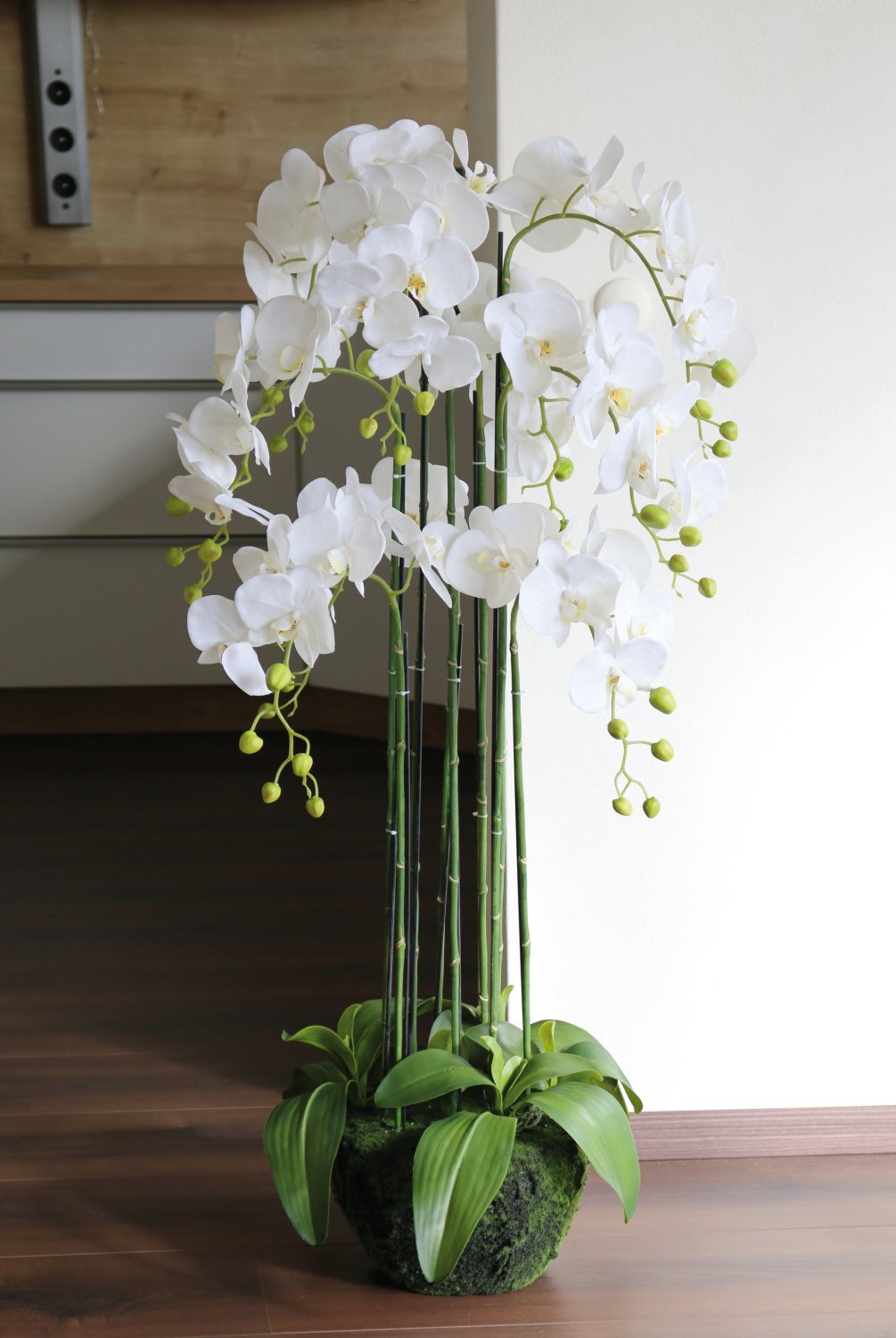 Künstliche Orchidee Phalaenopsis in 'Erde', 9-fach, 120 cm, Real Touch, weiß