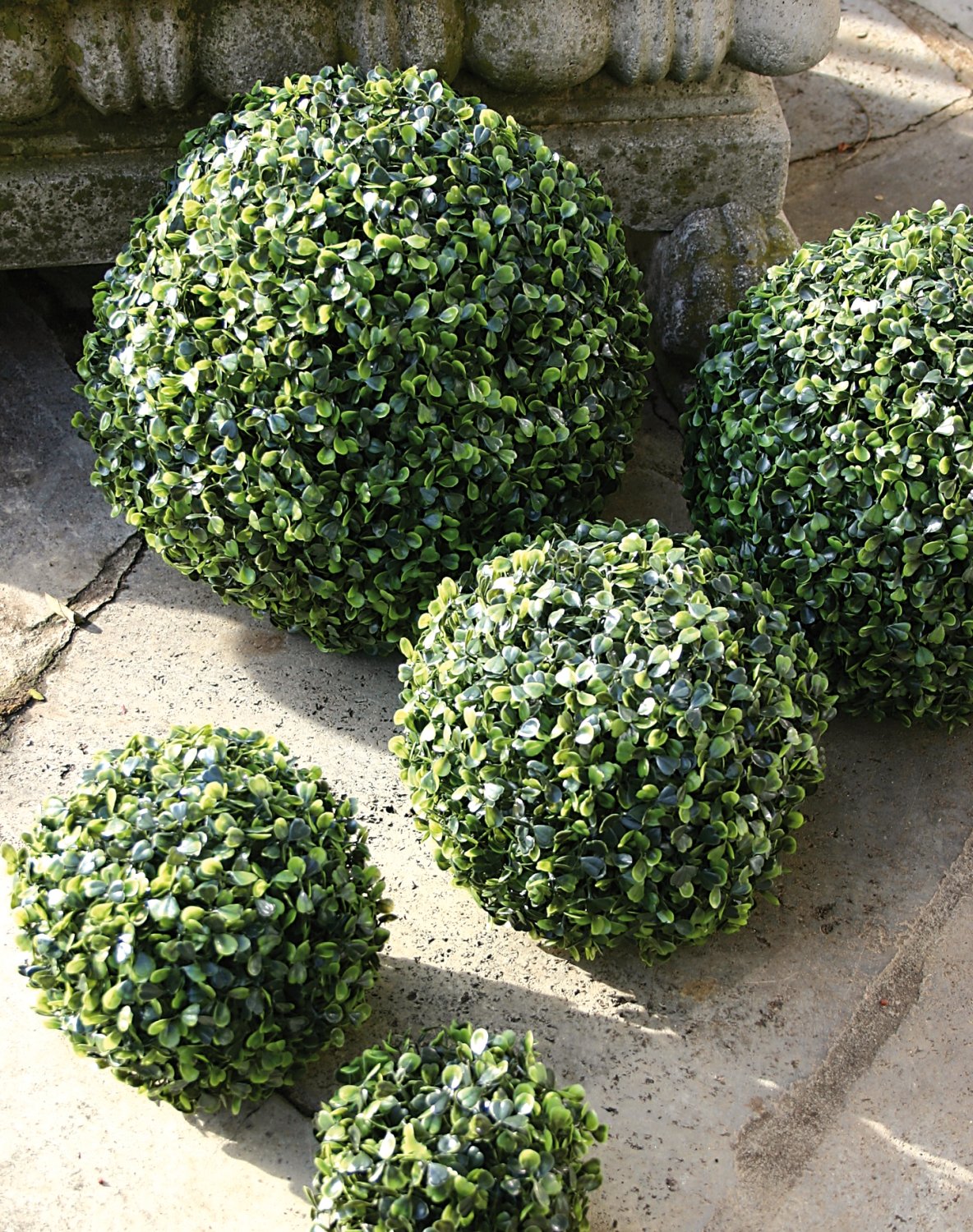 Artificial box tree ball, synthetic material, Ø 30 cm, green