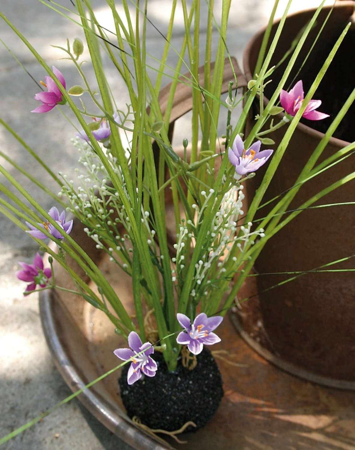 Artificial grass with flowers in 'soil', 43 cm, lavender