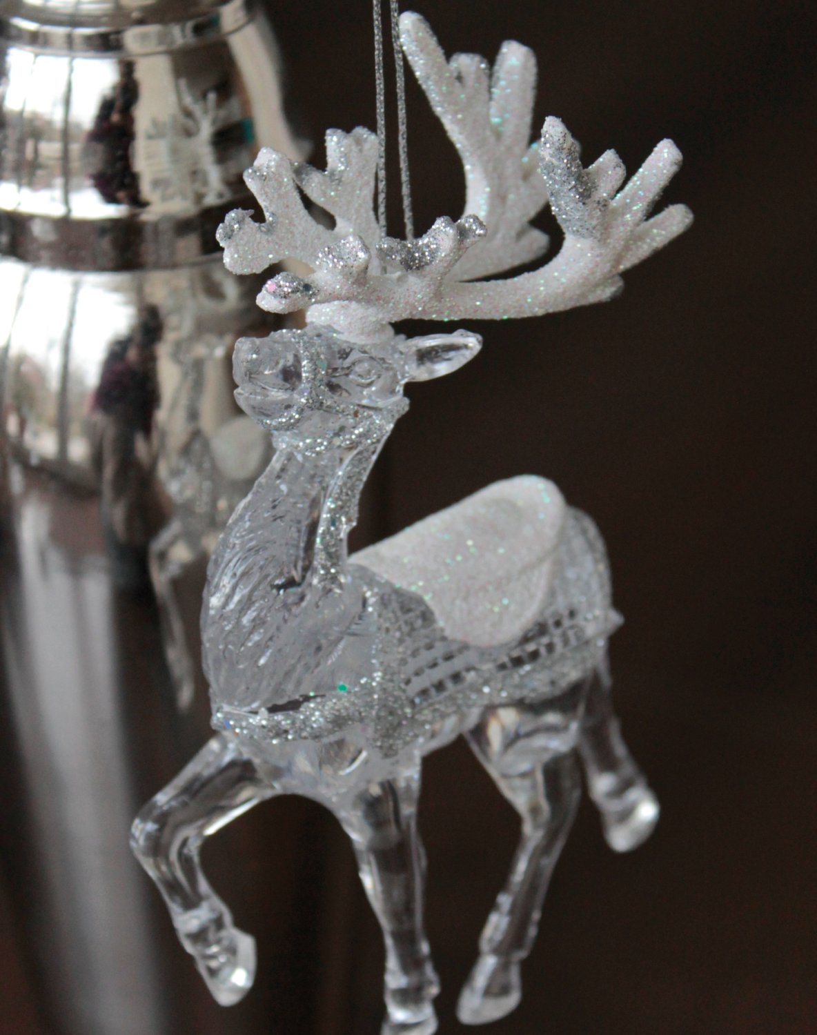 Decoration deer, acrylic, 12 cm, white-silver