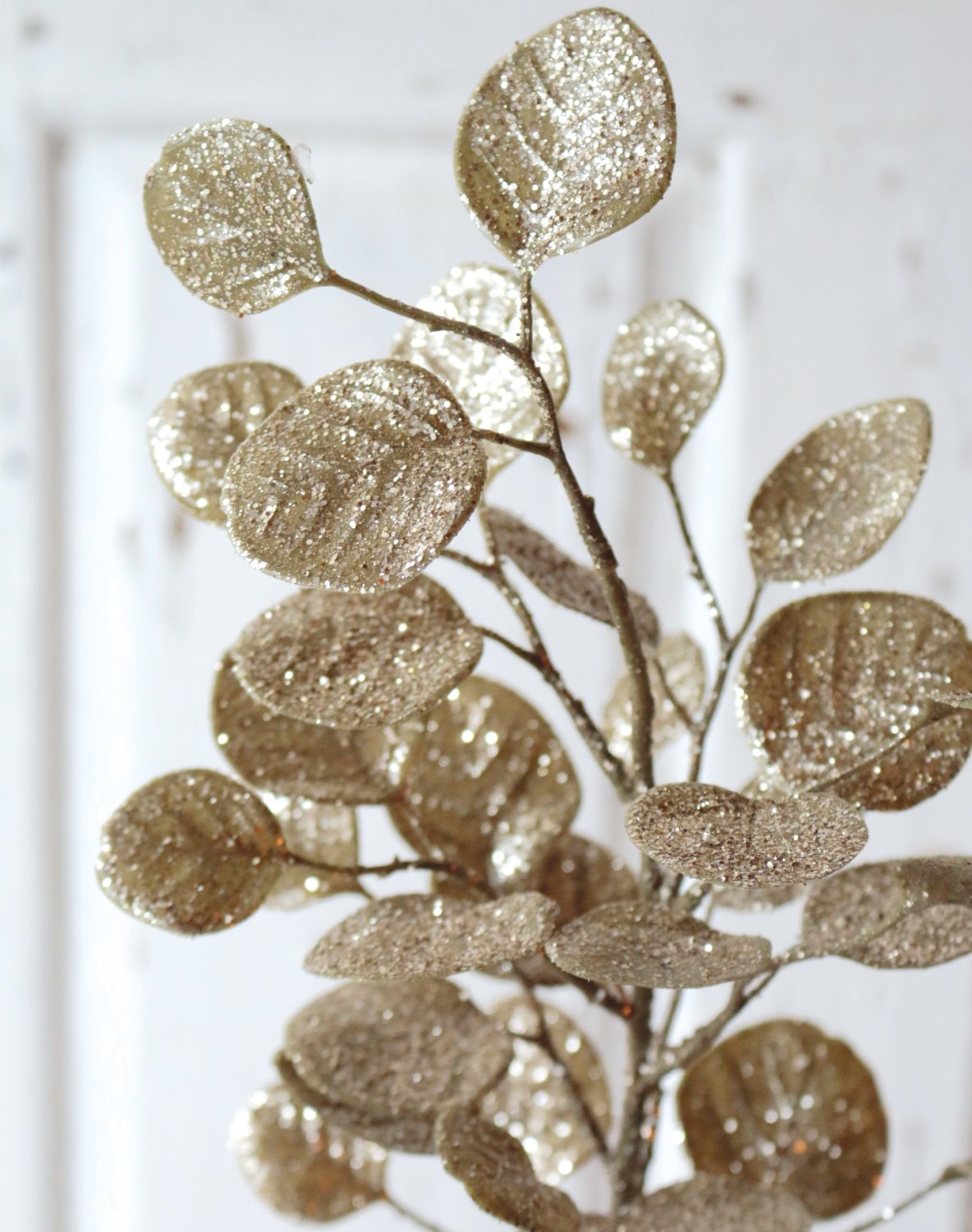 Künstlicher Eukalyptuszweig mit Glitter, 45 cm, gold Künstlicher Eukalyptuszweig mit Glitter, 45 cm, gold