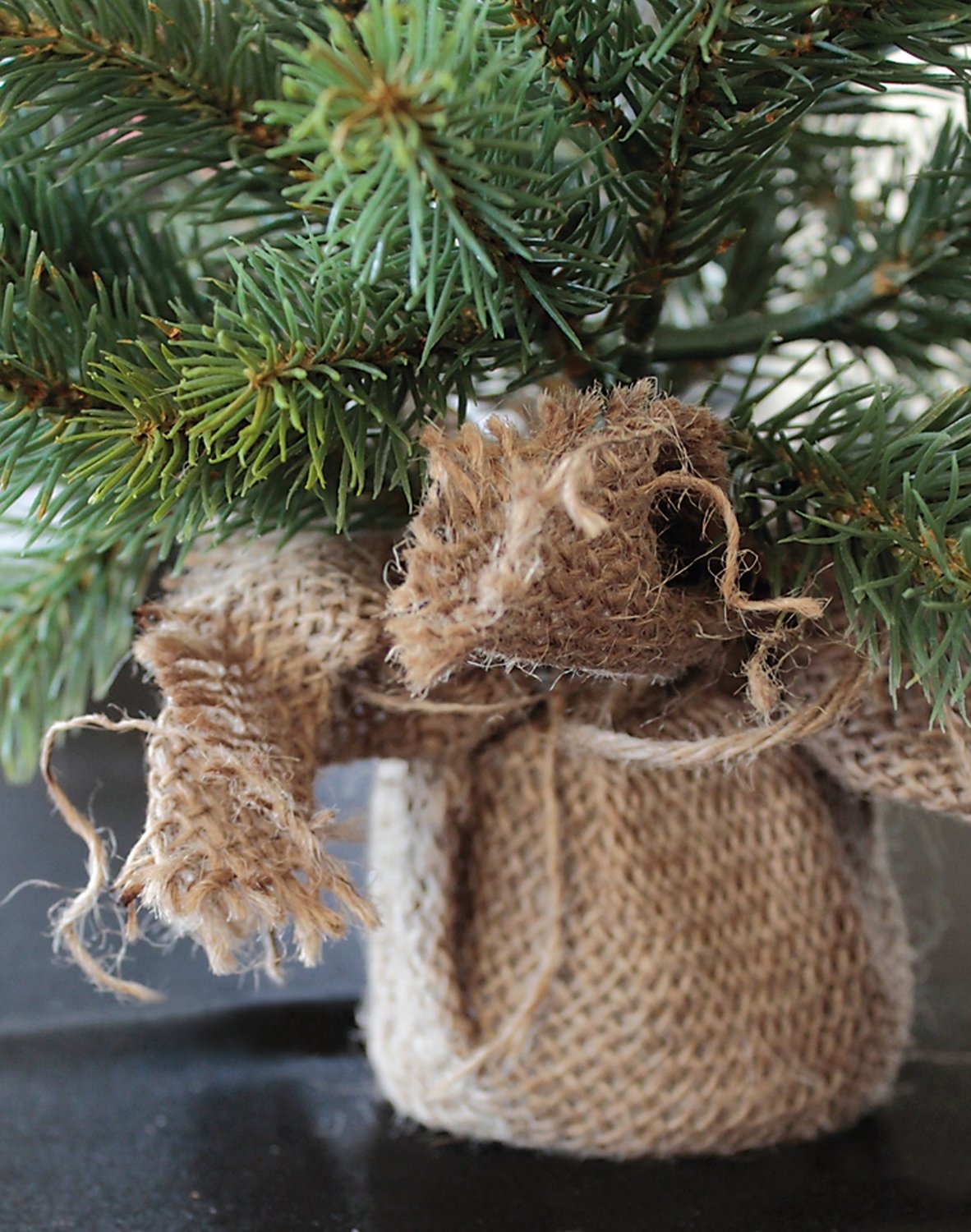 Künstlicher Tannenbaum im Jutesack, 48 cm, grün