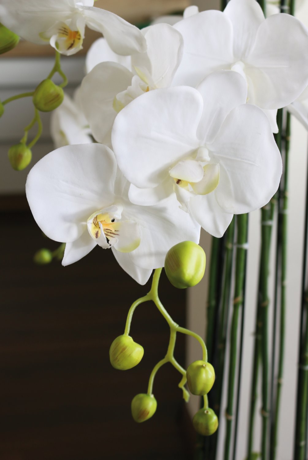 Künstliche Orchidee Phalaenopsis in 'Erde', 9-fach, 120 cm, Real Touch, weiß