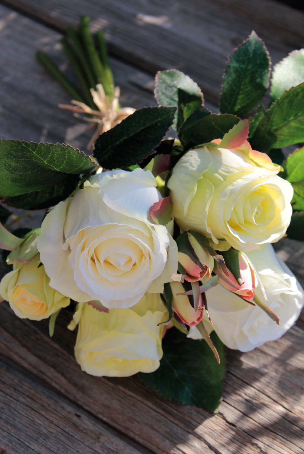 Mazzo di rose artificiali, 7 fiori, 28 cm, crema-verde