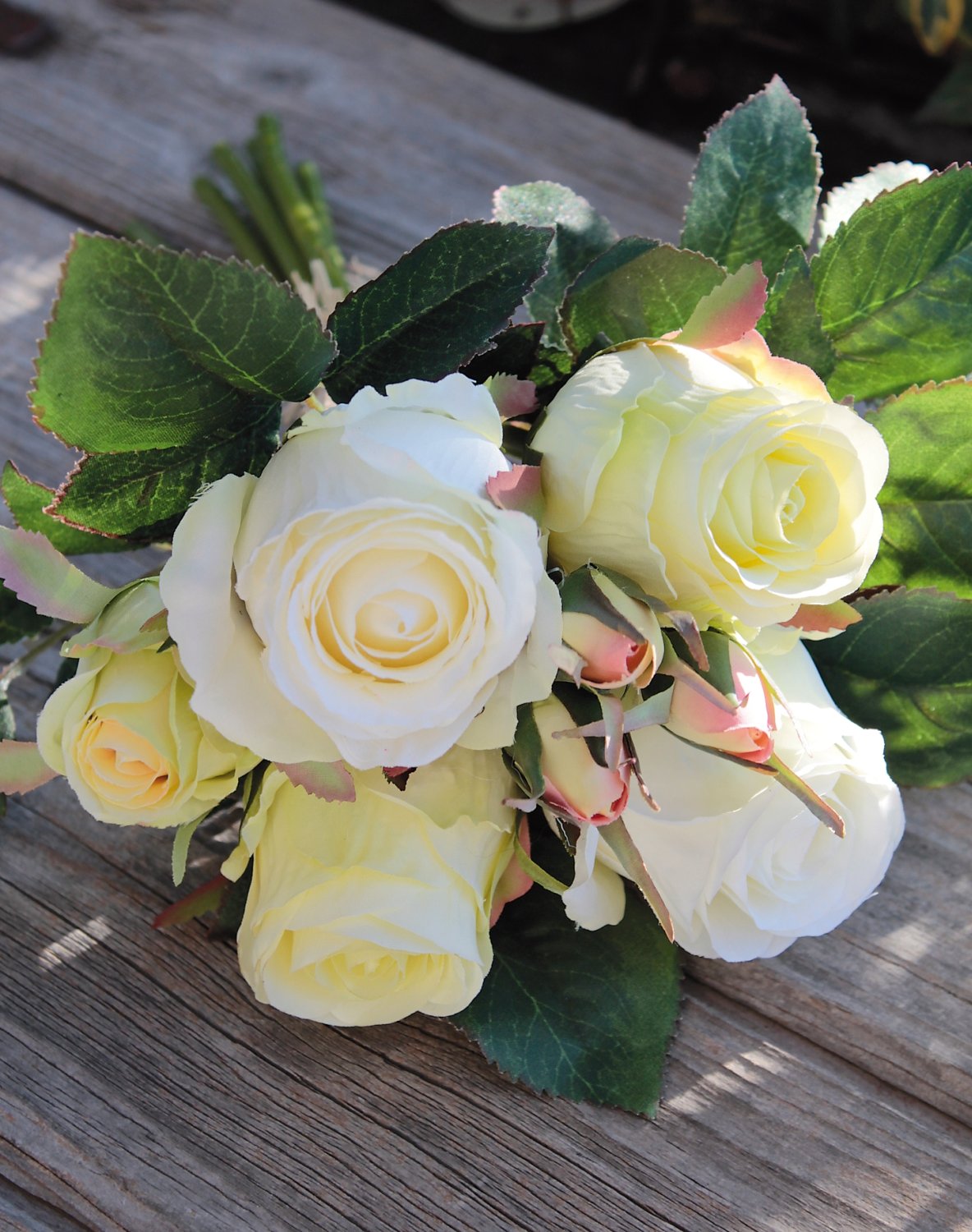 Mazzo di rose artificiali, 7 fiori, 28 cm, crema-verde