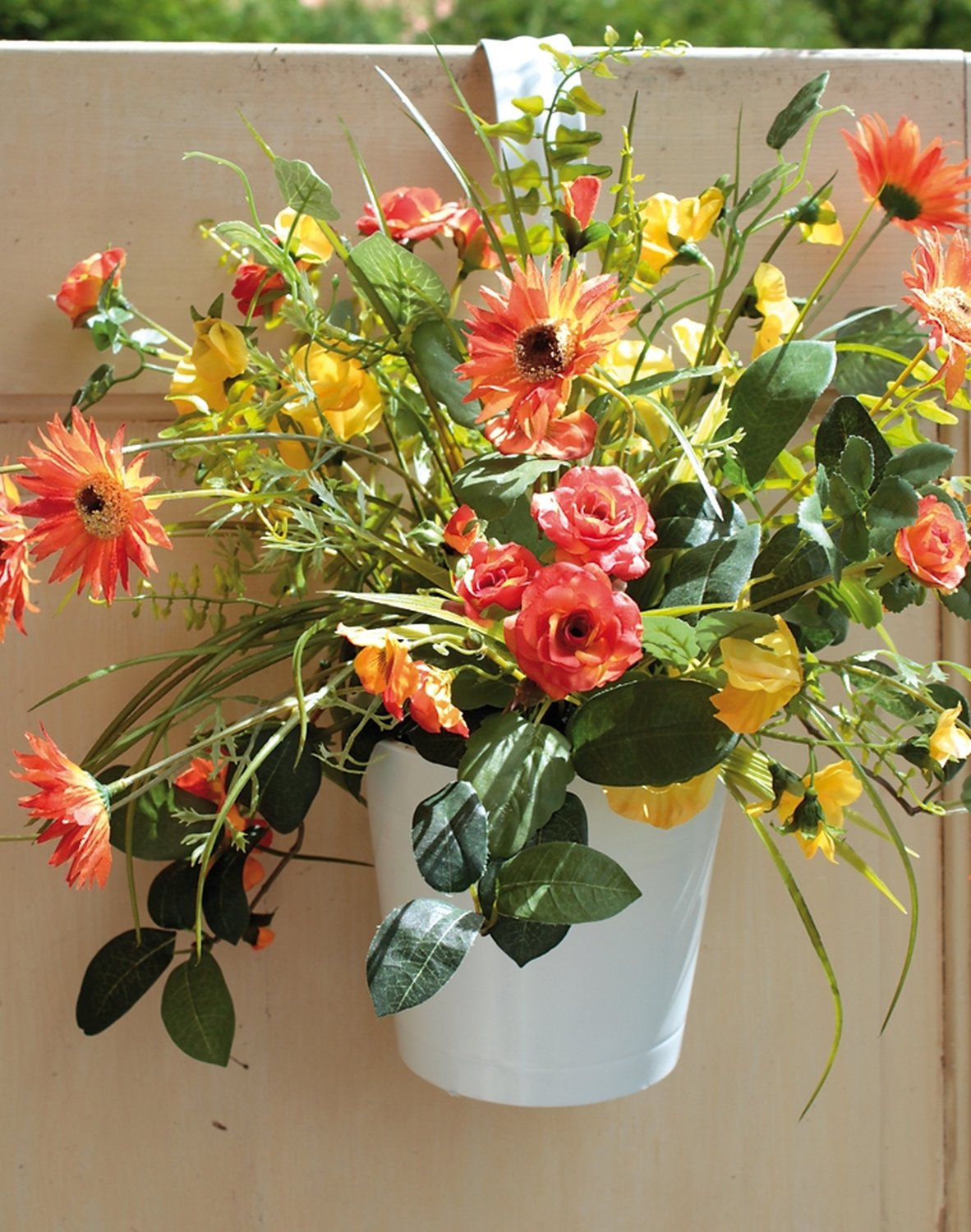 Künstliches Blumenbouquet im Hängtopf, 45 cm, orange