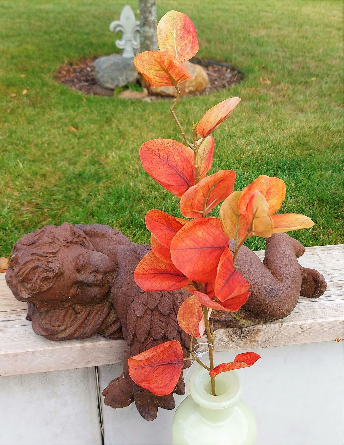 Fake eucalyptus branch, 2-fold, 82 cm, autumn red