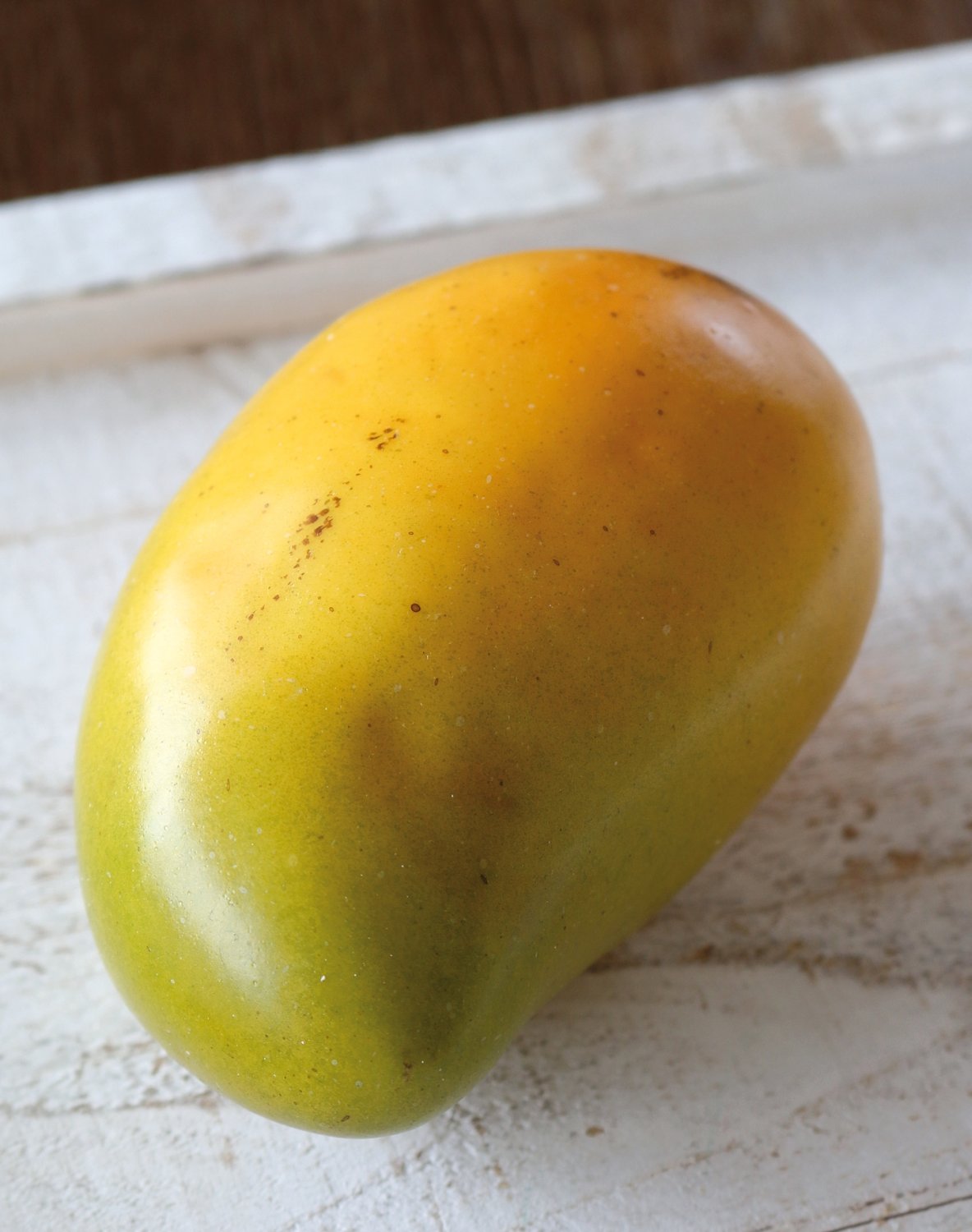 Mango de plástico, 13 x 8 cm, verde-naranja Mango de plástico, 13 x 8 cm, verde-naranja