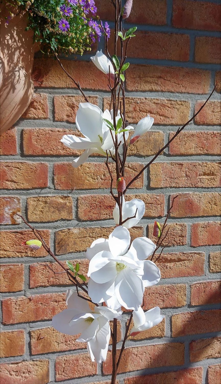 Ramita artificial con flores de magnolia, 115 cm, blanco crema Ramita artificial con flores de magnolia, 115 cm, blanco crema