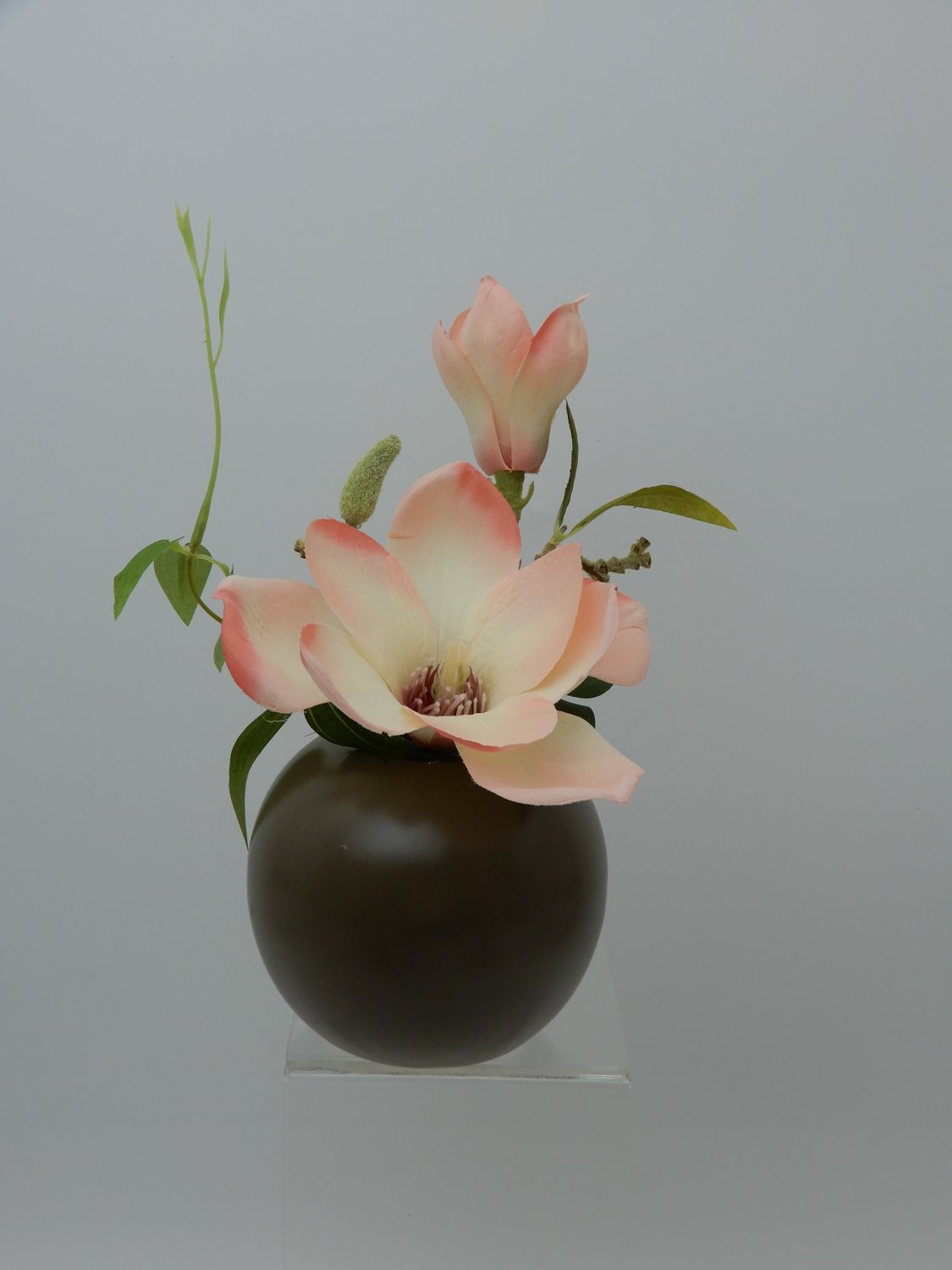 Magnolia artificial en maceta de cerámica de color barro, 15 cm, albaricoque