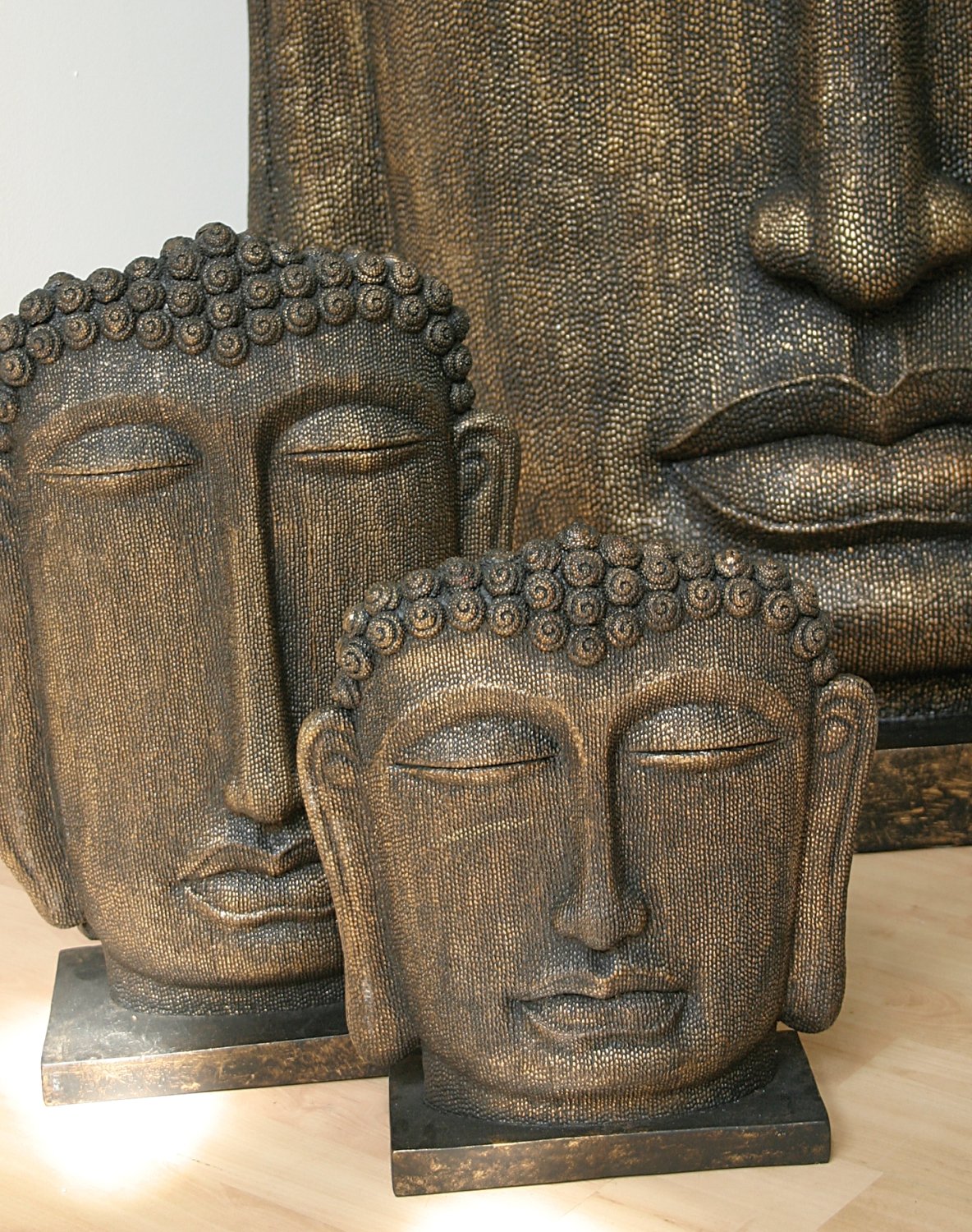 Deko Buddhakopf aus Fiberglas, 93 x 75 x 28 cm, braun