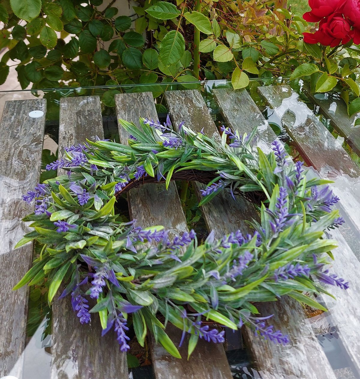 Corona di lavanda artificiale, Ø 32 cm, viola scuro