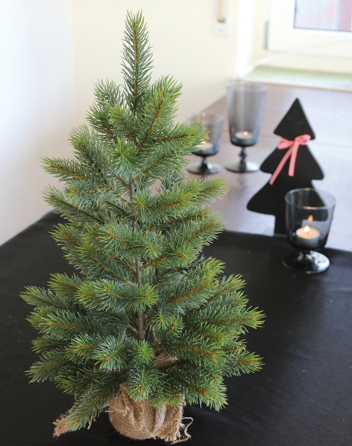 Künstlicher Tannenbaum im Jutesack, 48 cm, grün