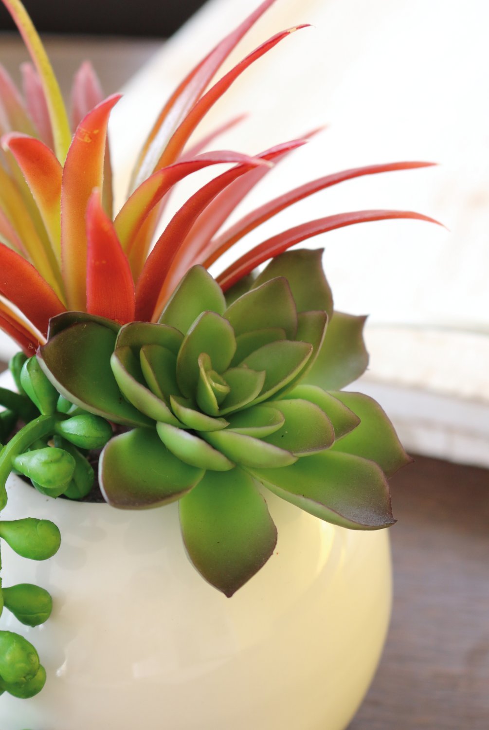 Artificial succulents-mix in ceramic pot, 20 cm, green-burgundy